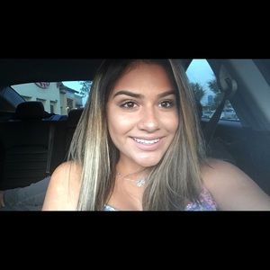 Meet your Posher, Victoria